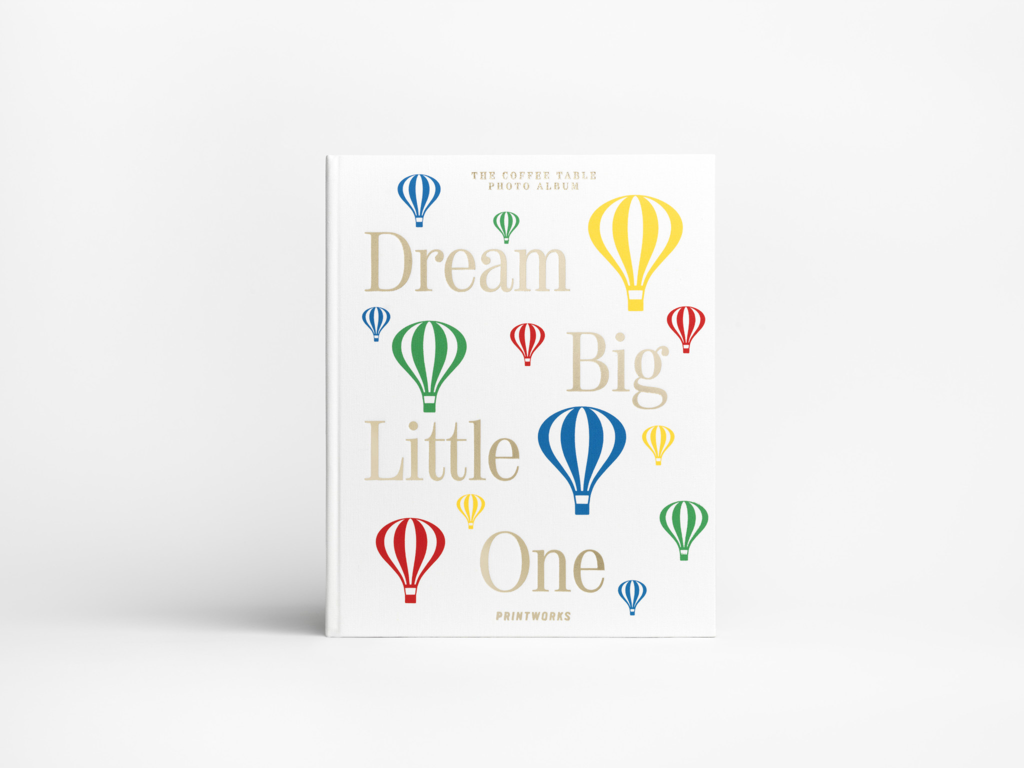 Printworks Album photo Dream Big Little One 1. Le cadeau de naissance idéal. Ce charmant album avec couverture beige douc...