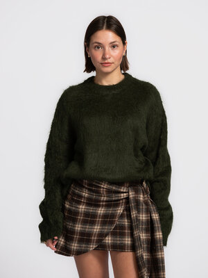 Trui Gillis. Meet the perfect cozy knit. Deze zachte trui met lange mouwen en relaxte pasvorm geeft een subtiele, stijlvo...