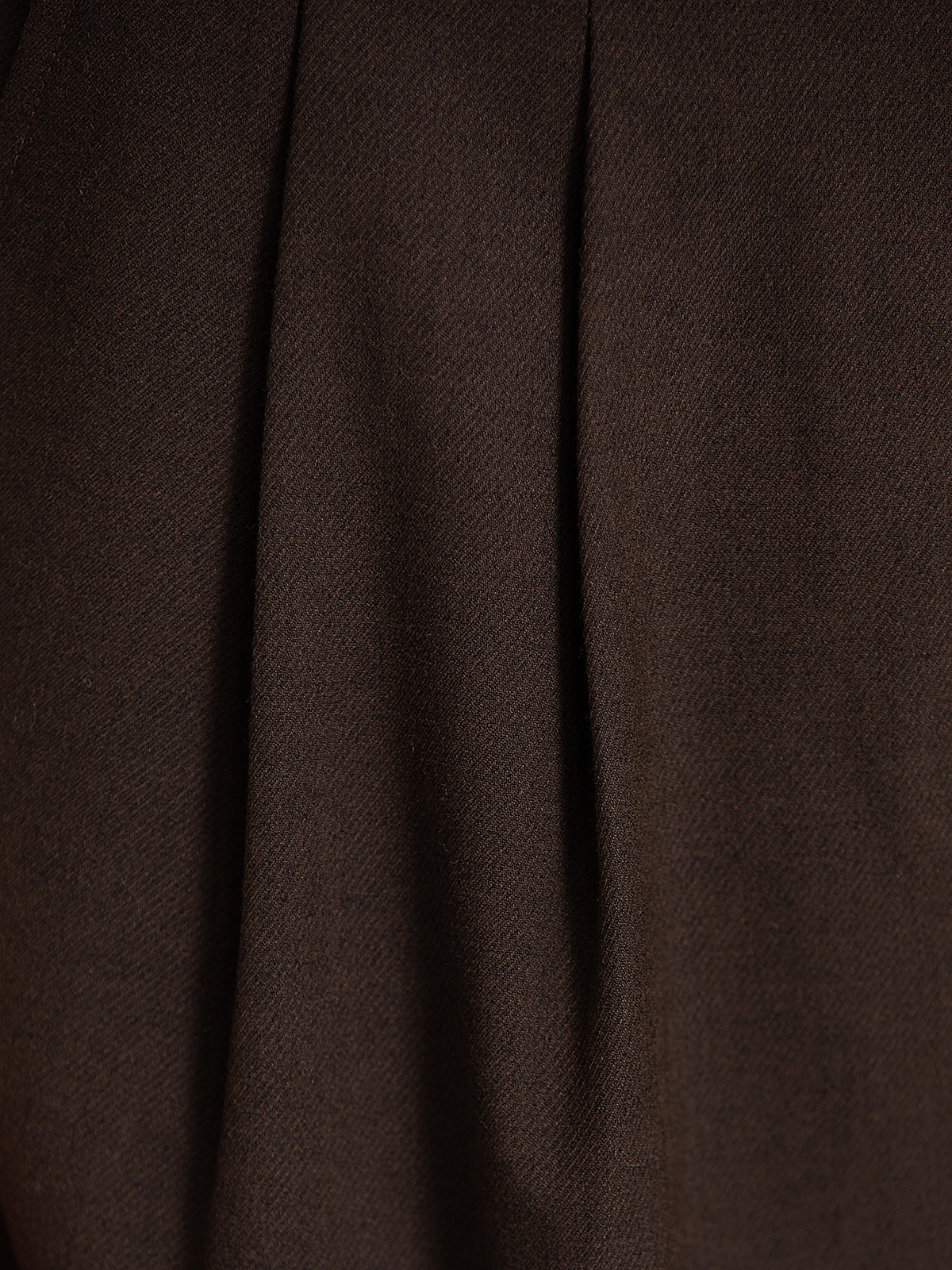 Selected Wide trousers Sienna 6. Perfectly tailored. These matching brown trousers feature an elegant wide-leg fit with a...