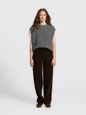 Trousers Meave Arella. Looking for a timeless yet stylish pair of trousers? This nubuck look pantalon combines a straight...