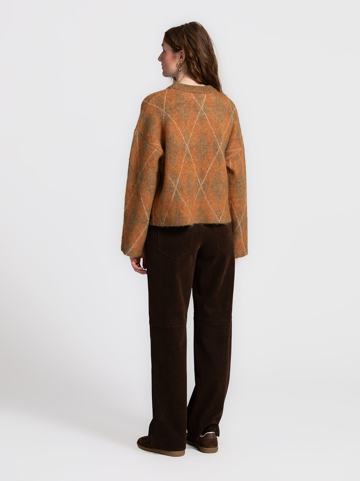 Selected Gebreide trui Lulu 5. Classic charm, modern twist. Deze wollen knit met tijdloos argyle patroon combineert een t...