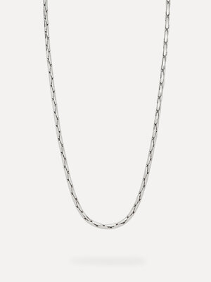 Necklace Rana Linked snake. Shine in silver. This silver chain necklace adds a modern yet timeless touch to your look. We...