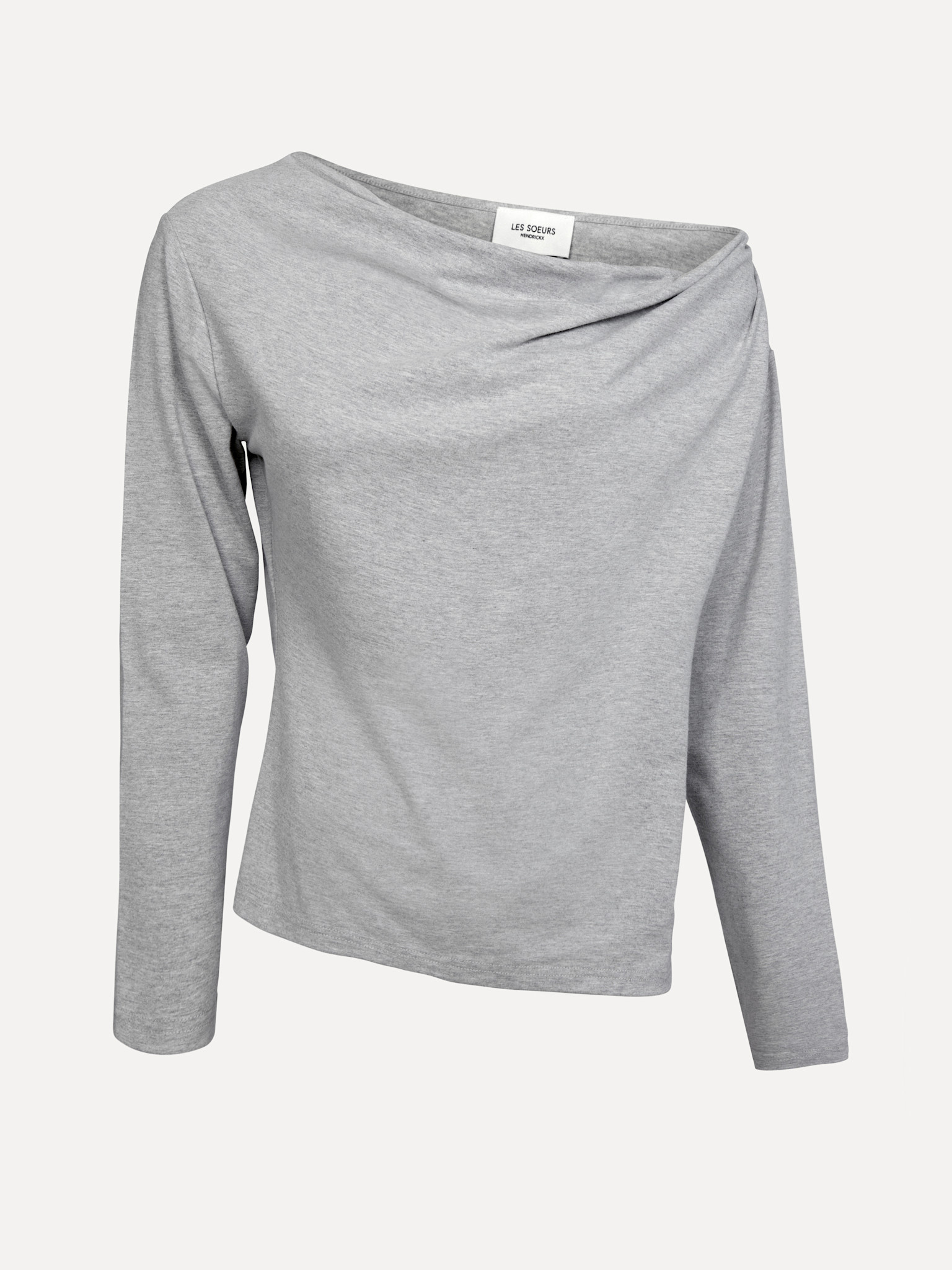 Les Soeurs off shoulder longsleeve Noxy 2. Minimalistisch, maar niet basic. De asymmetrische halslijn geeft deze top een ...
