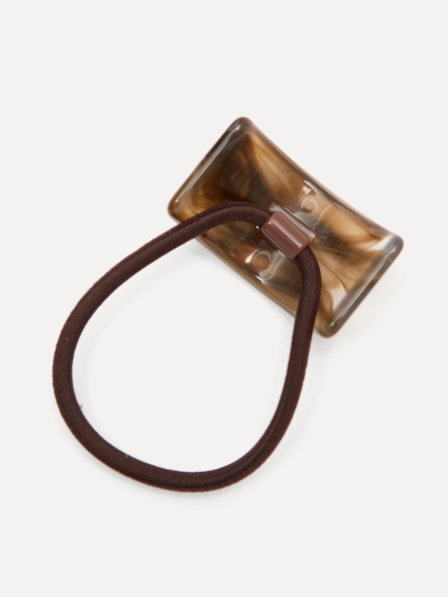 Les Soeurs Hair tie resin arch 2. Arch beauty. This hair tie with an elegant curved accent keeps your hairstyle perfectly...