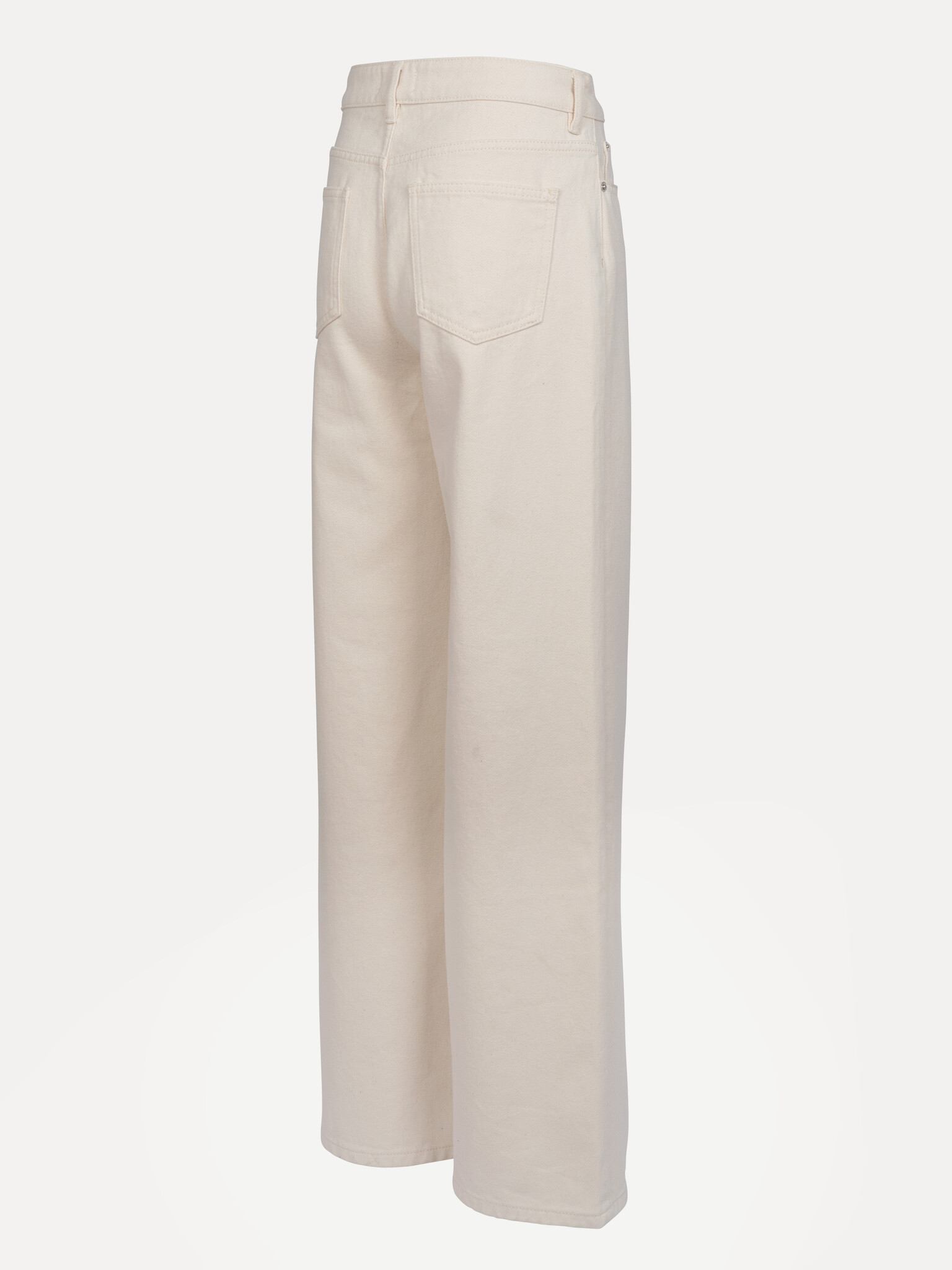 Les Soeurs Wijde jeans Jules 7. Minimalistisch en flatterend. De rechte, wijde pijpen en cleane afwerking maken dit een t...