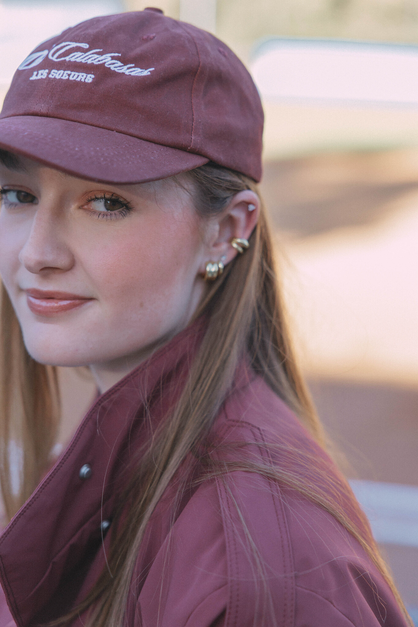 Les Soeurs  Casquette Poppy Club Calabasas 2. La touche finale qui rassemble tout. Grâce à sa teinte chaleureuse et sa br...