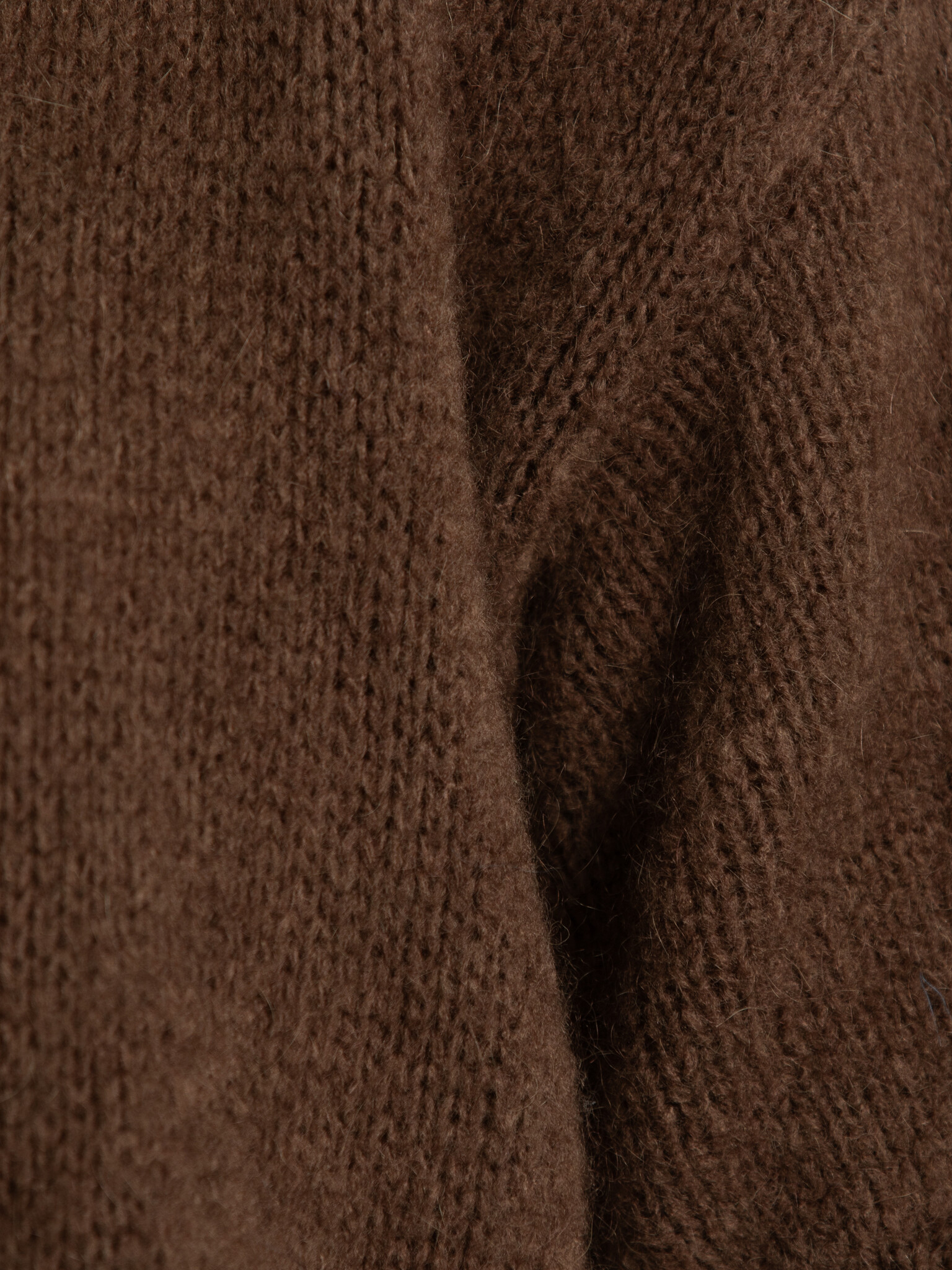 Le Marais Pull en maille Dora 5. Ce pull à manches courtes allie une coupe décontractée à un tricot doux et luxueux. L’en...