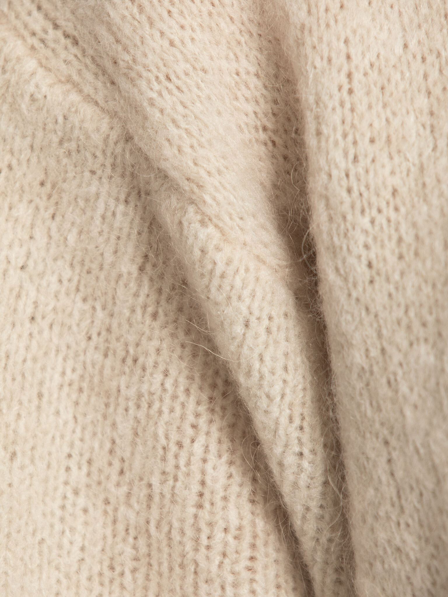 Le Marais Gebreide trui Dora 5. Deze casual gebreide trui met korte mouwen is een must-have voor je dagelijkse outfits. H...