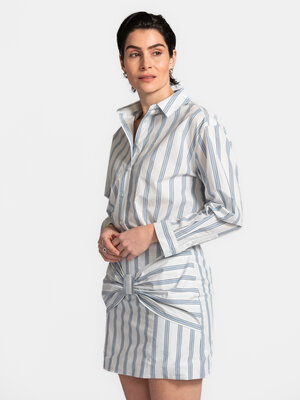 Chemise Retro. Rayures en vue. Cette chemise rayée est un essentiel polyvalent à l’esprit rétro et ludique. Confortable, ...