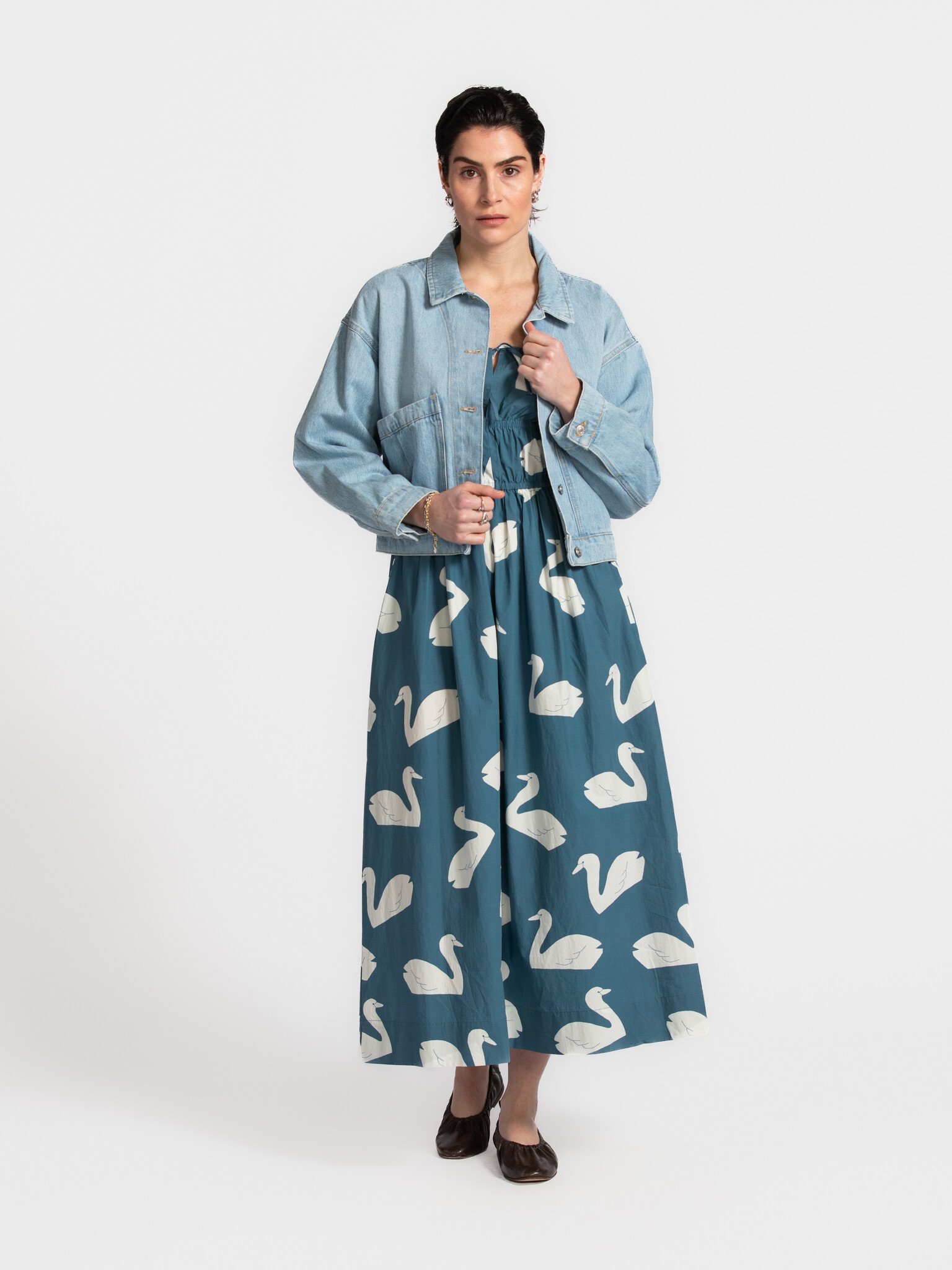 Les Soeurs Veste Denim Nicole 3. Une couche additionnelle qui donne du cachet à votre tenue? C'est ce qu'il vous faut. La...