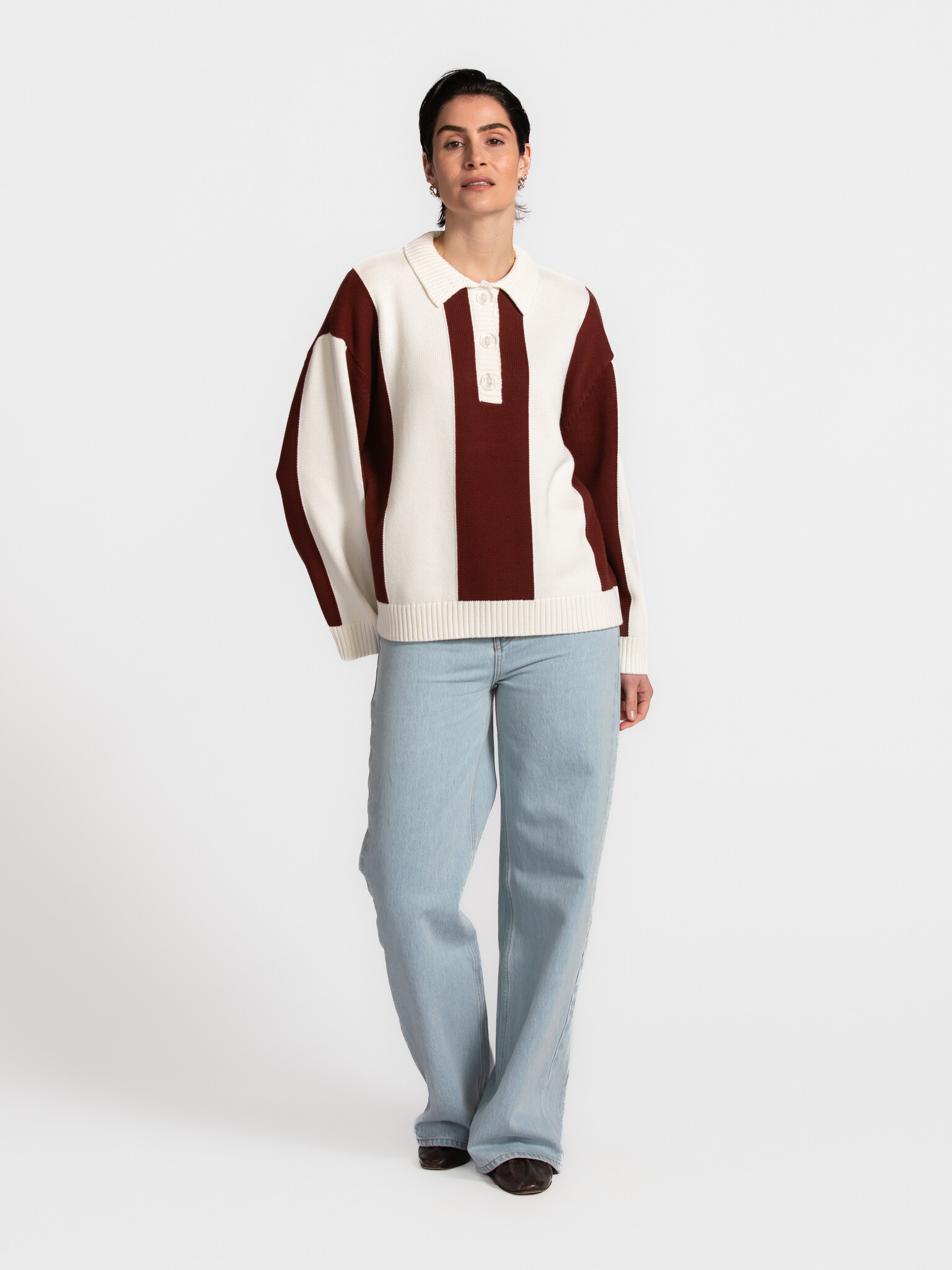 Les Soeurs gebreide pull Fred 3. Een statement knit met een vintage feel. Het grafische kleurblokdesign en de polokraag g...