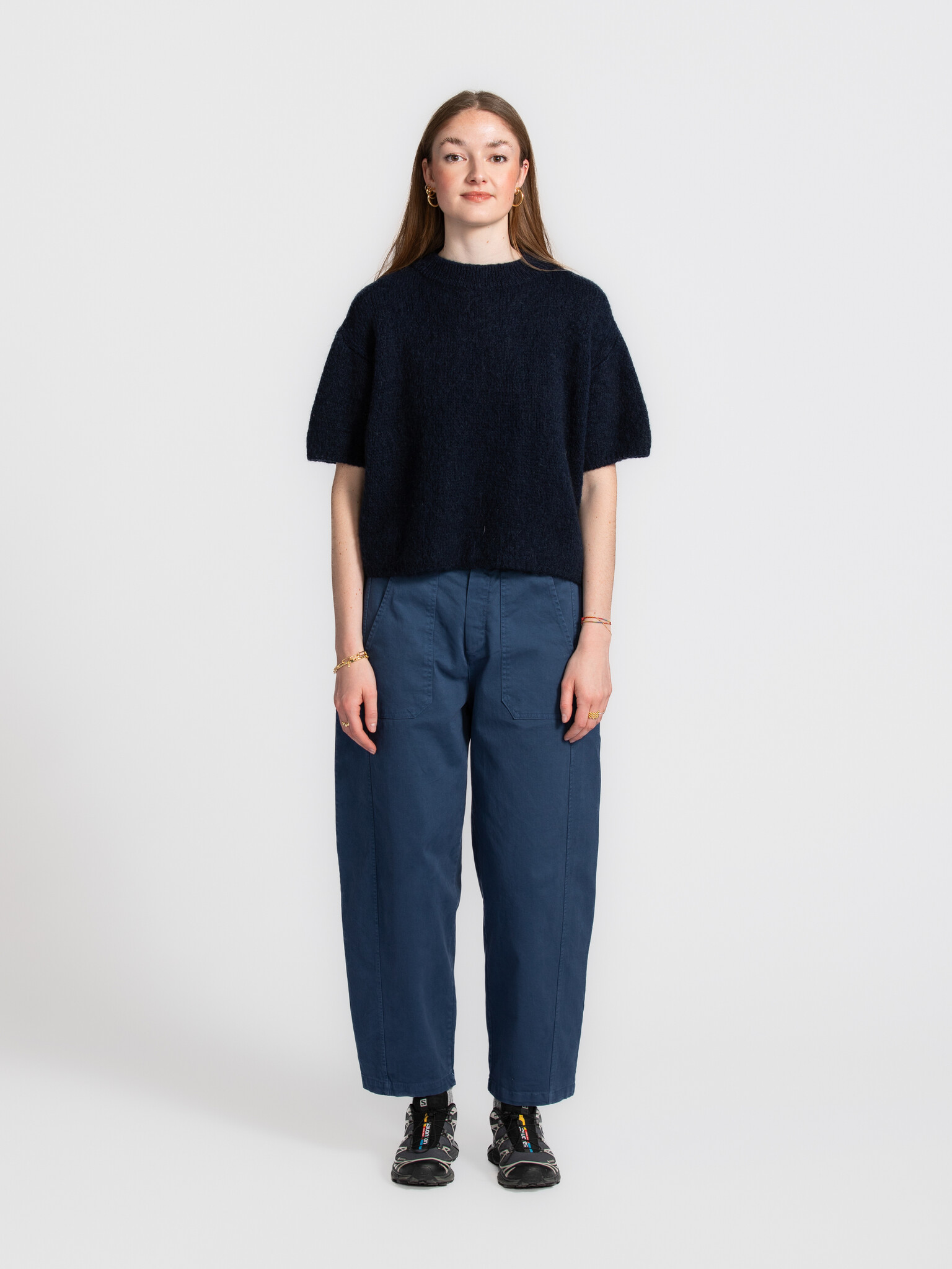 Le Marais Pull en maille Dora 3. Ce pull en tricot décontracté à manches courtes est un incontournable pour vos tenues qu...