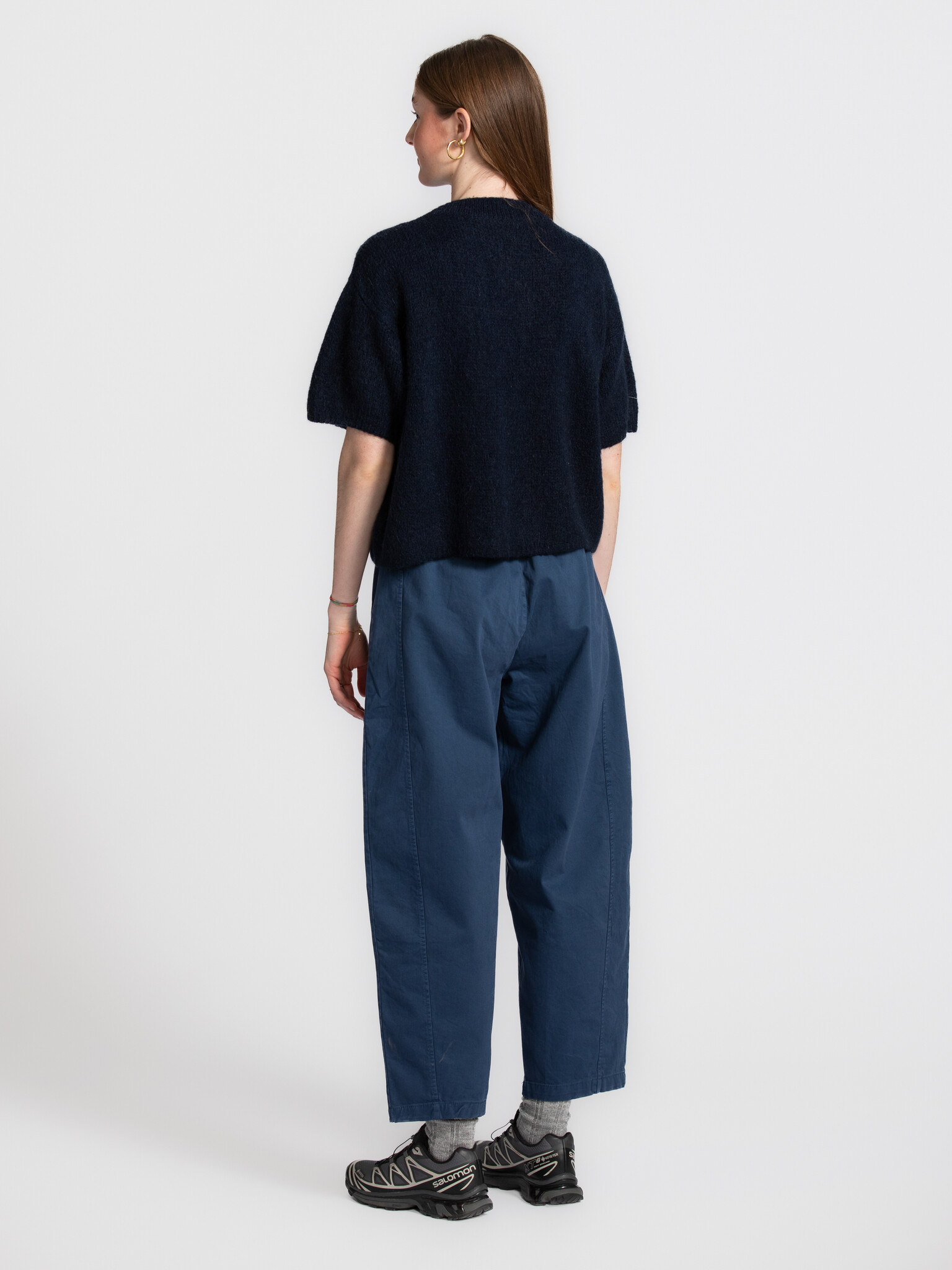 Le Marais Pull en maille Dora 6. Ce pull en tricot décontracté à manches courtes est un incontournable pour vos tenues qu...