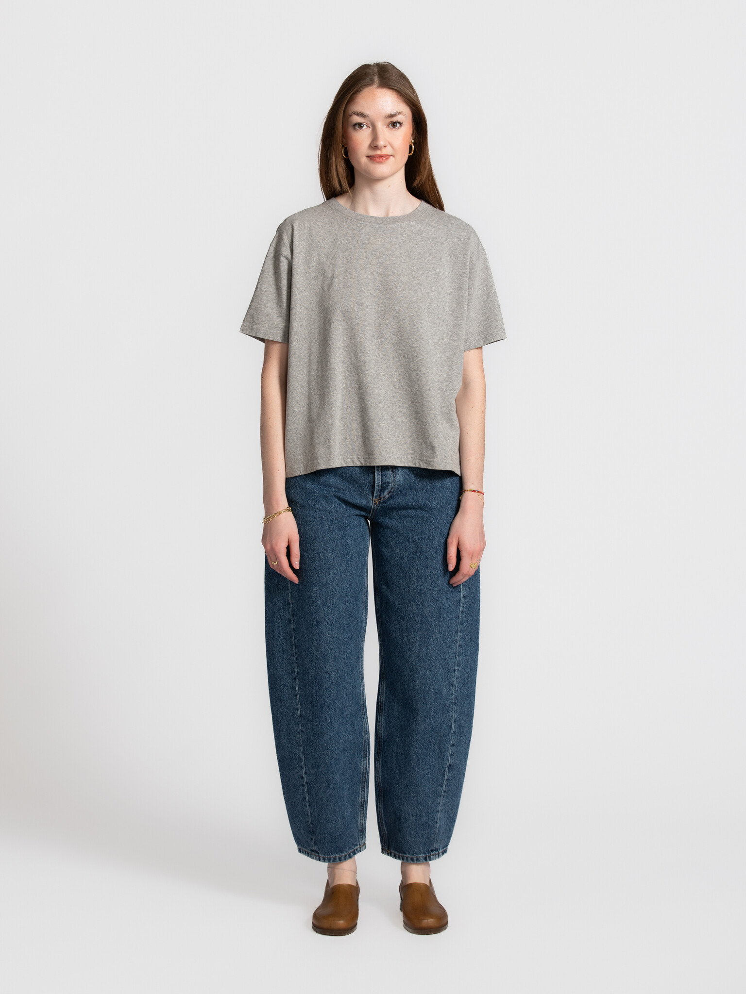 American Vintage T-shirt Fizvalley 3. Le confort dans la simplicité. Ce T-shirt présente une coupe décontractée et un tou...