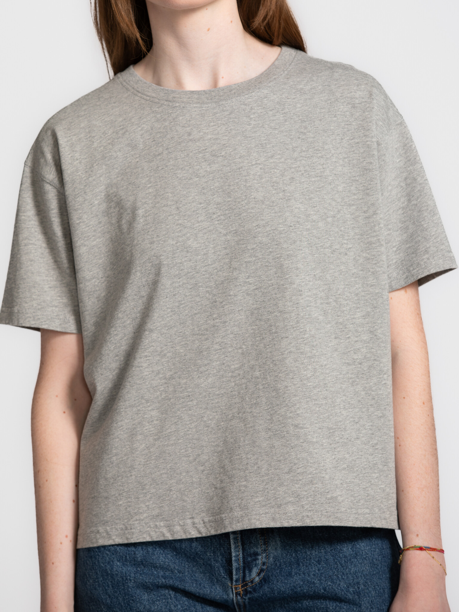 American Vintage T-shirt Fizvalley 4. Le confort dans la simplicité. Ce T-shirt présente une coupe décontractée et un tou...