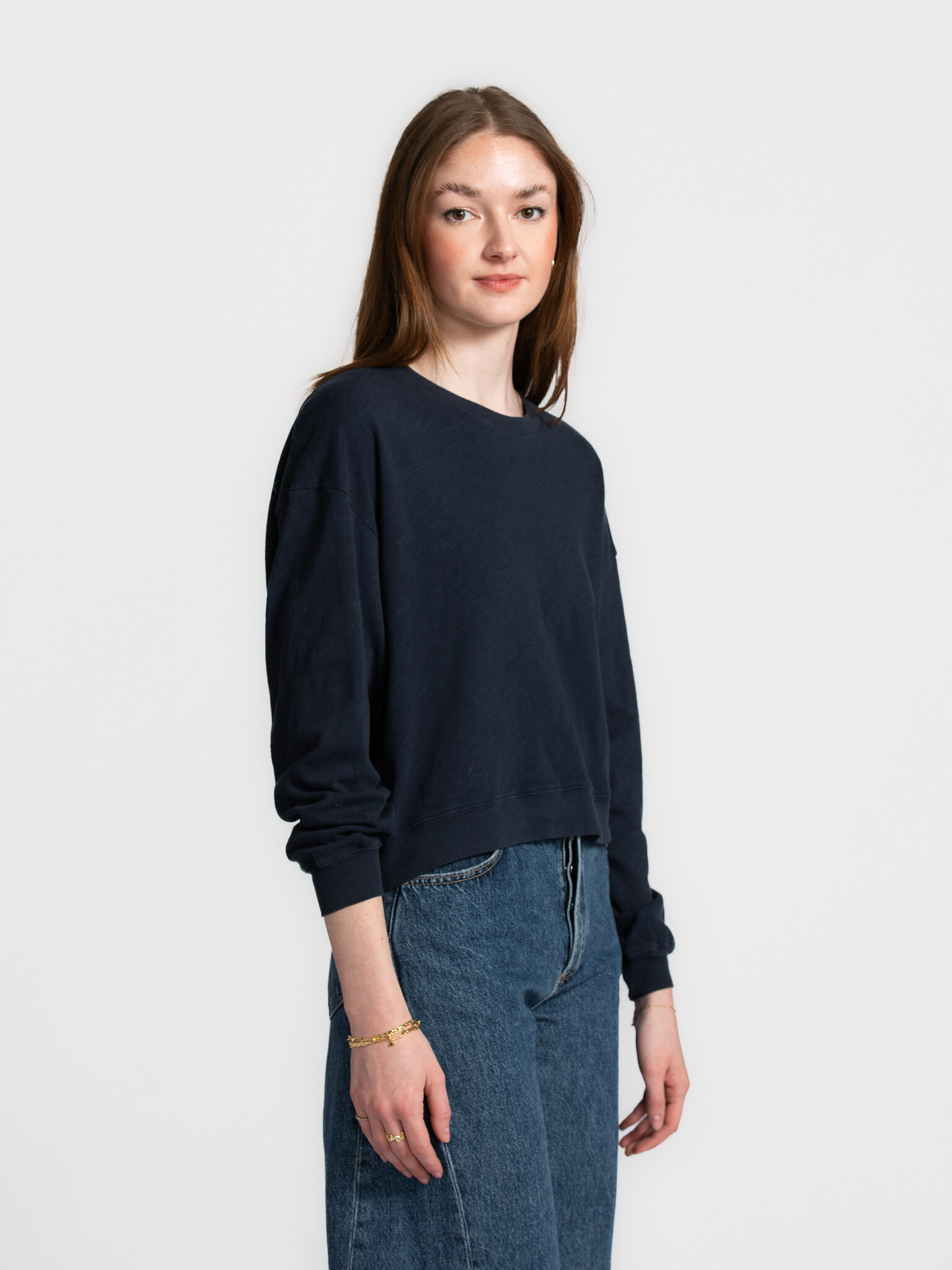 American Vintage Cropped T-shirt Sonoma 1. Soft structure. This cropped T-shirt features a fluid fit and long sleeves tha...