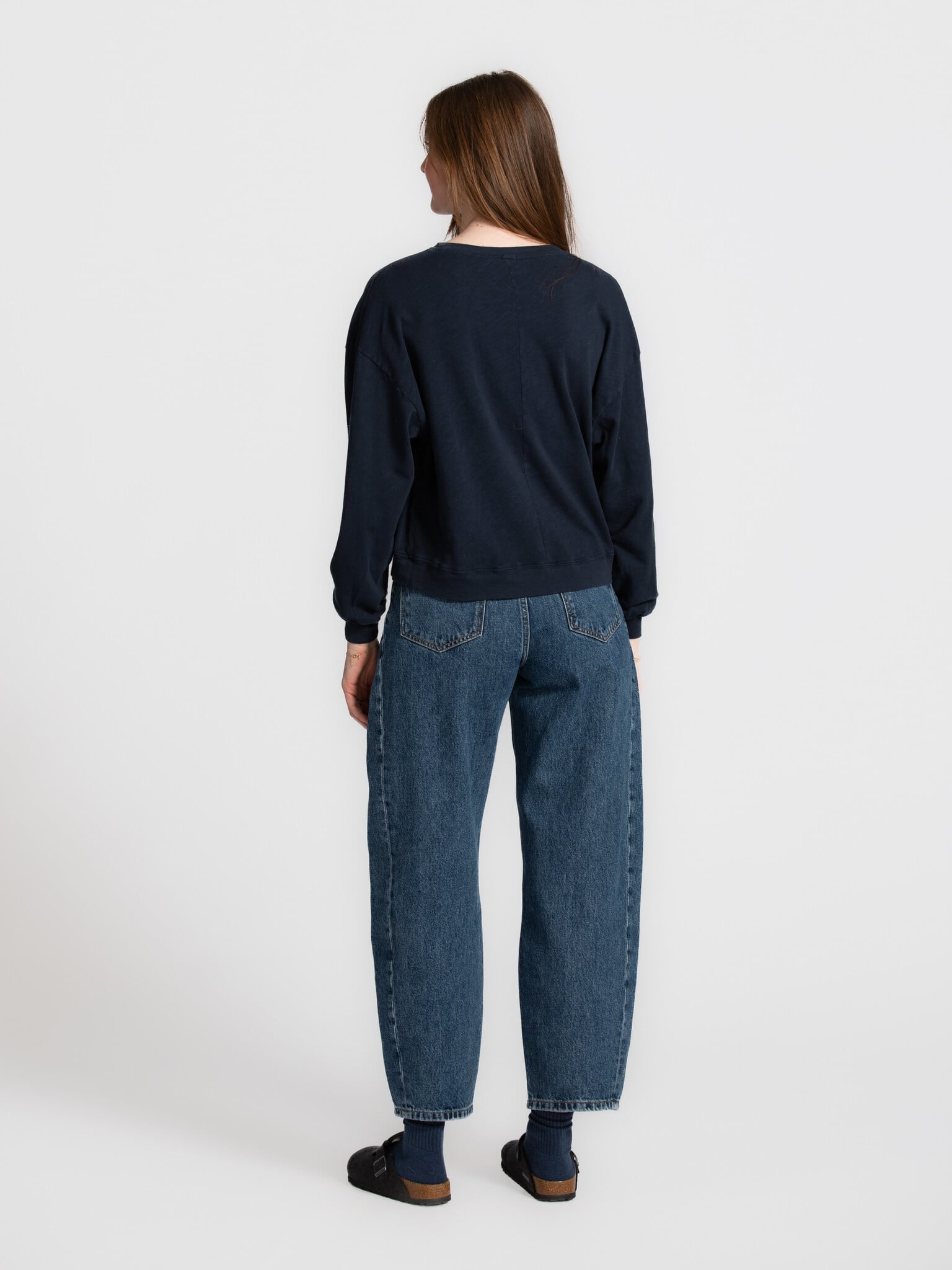 American Vintage Cropped T-shirt Sonoma 5. Soft structure. This cropped T-shirt features a fluid fit and long sleeves tha...