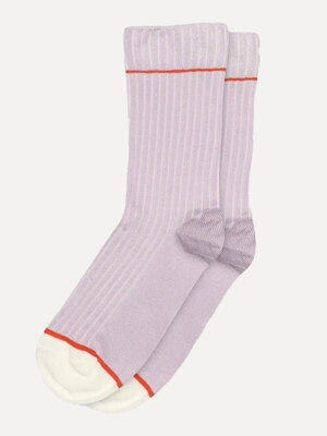 Chaussettes Megan. Un accent subtil qui fait toute la différence. Ces chaussettes côtelées associent une base douce à un ...