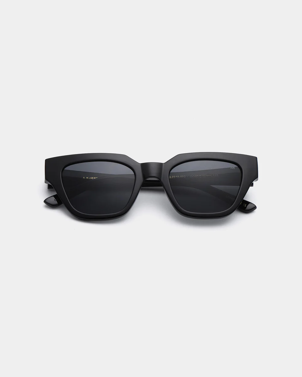 Sunglasses Kaws