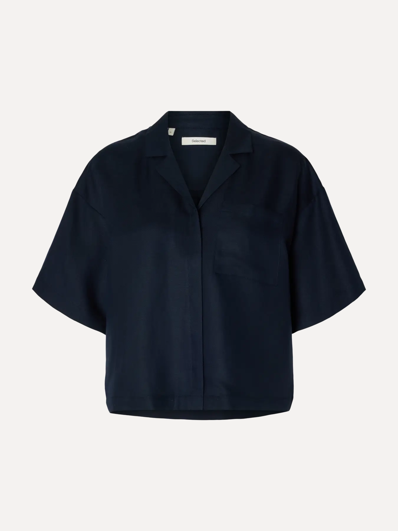 boxy shirt Lyra
