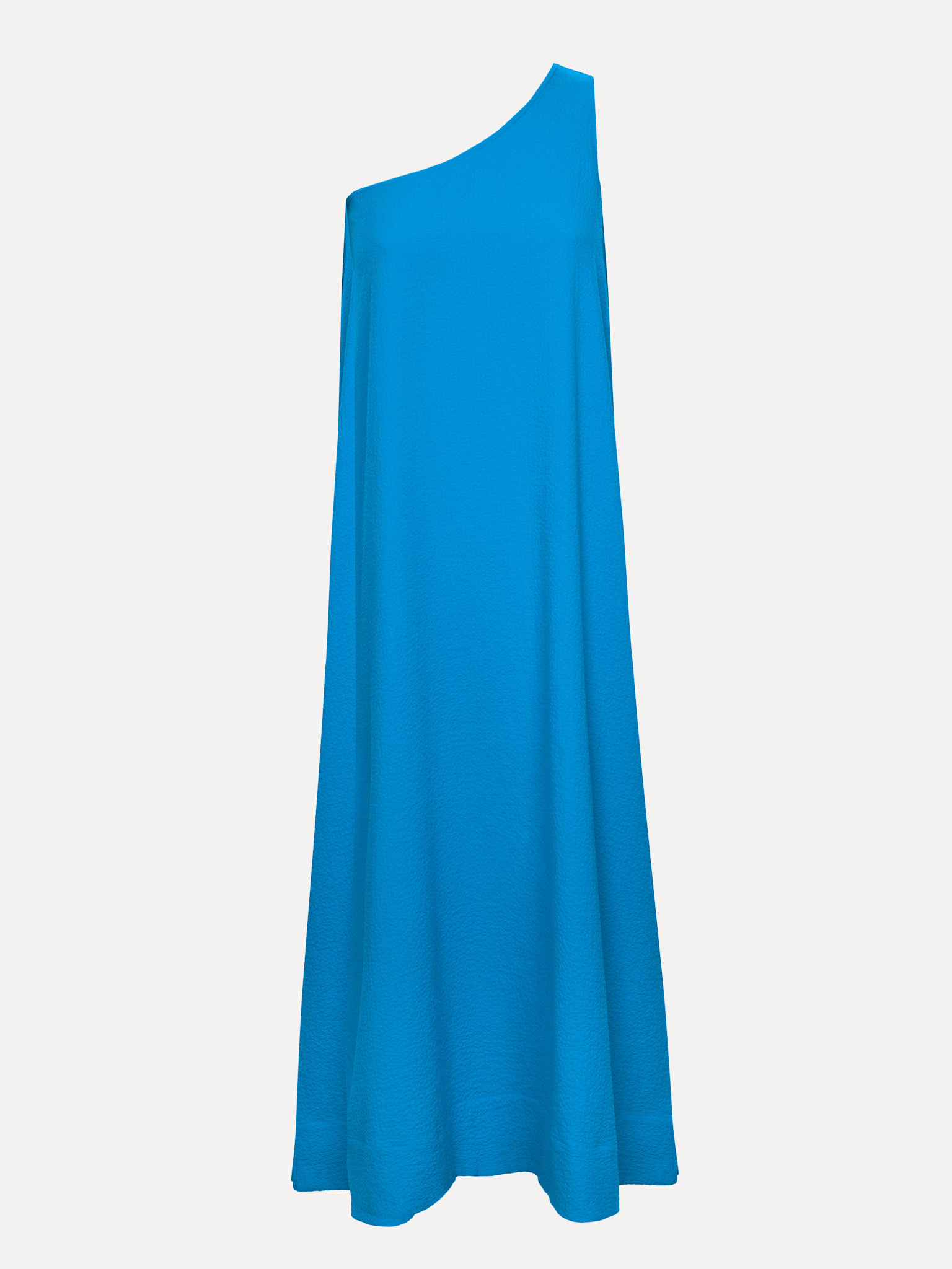Les Soeurs one shoulder jurk Robine 2. De kleur doet het werk. Diep blauw, helder en aanwezig, zonder te overdrijven. De ...