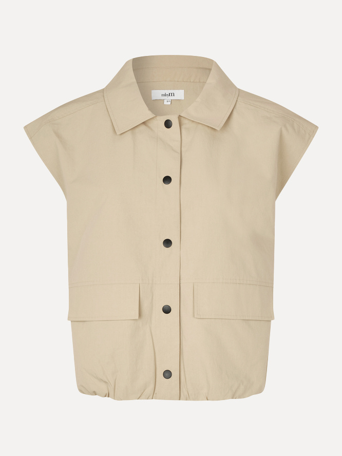 MBYM veste utility Matis Tullir 2. Fonctionnelle avec finesse. Cette veste sans manches aux détails utility offre une sil...