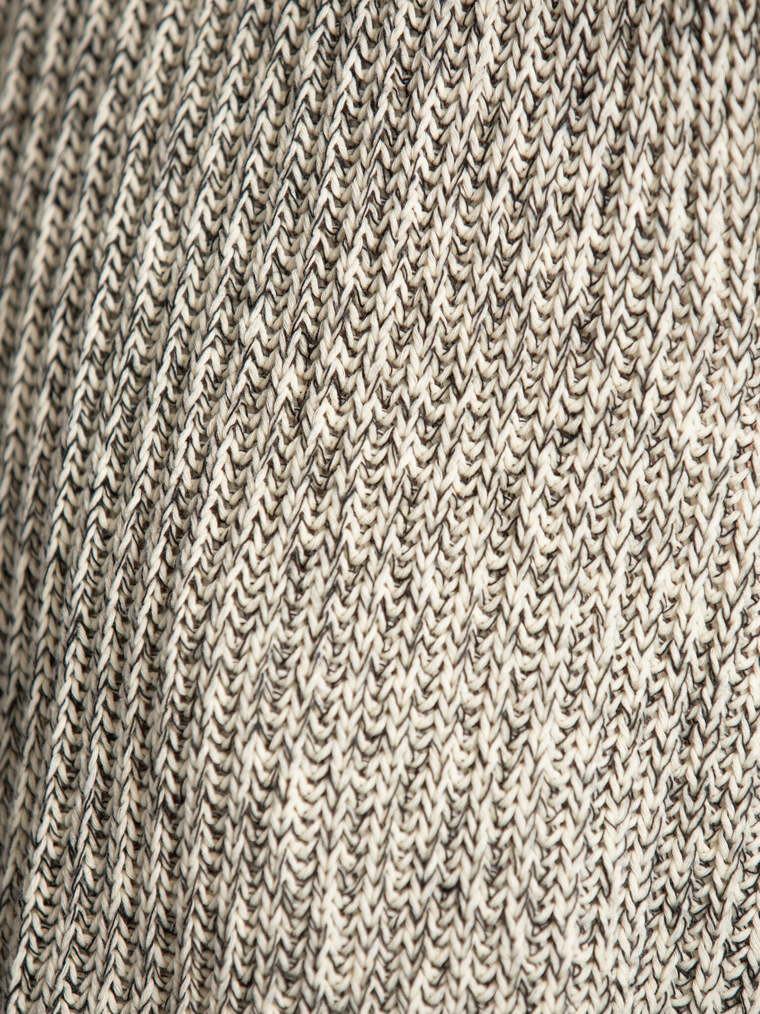 American Vintage pull sans manches Twily 6. Douce dans sa simplicité. La texture tricotée donne du caractère à la pièce, ...