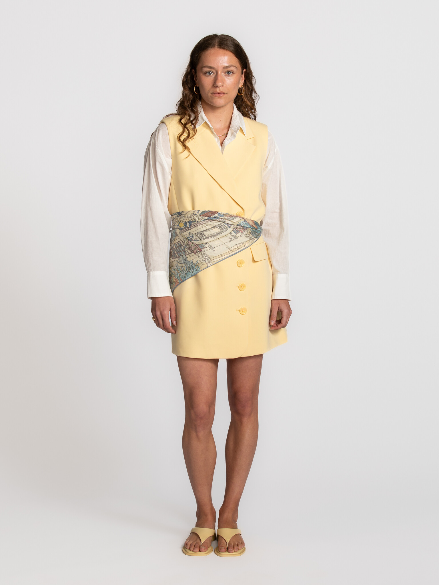 Le Marais Foulard imprimé 2. Une touche finale pleine de caractère. L’imprimé sous-marin raffiné crée un look subtil et r...
