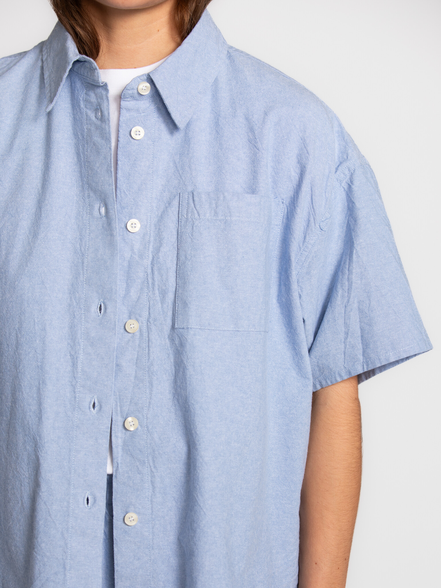 American Vintage chemise Feoly 4. Une chemise qui bouge naturellement avec vous. Sa coupe ample et son toucher léger en f...