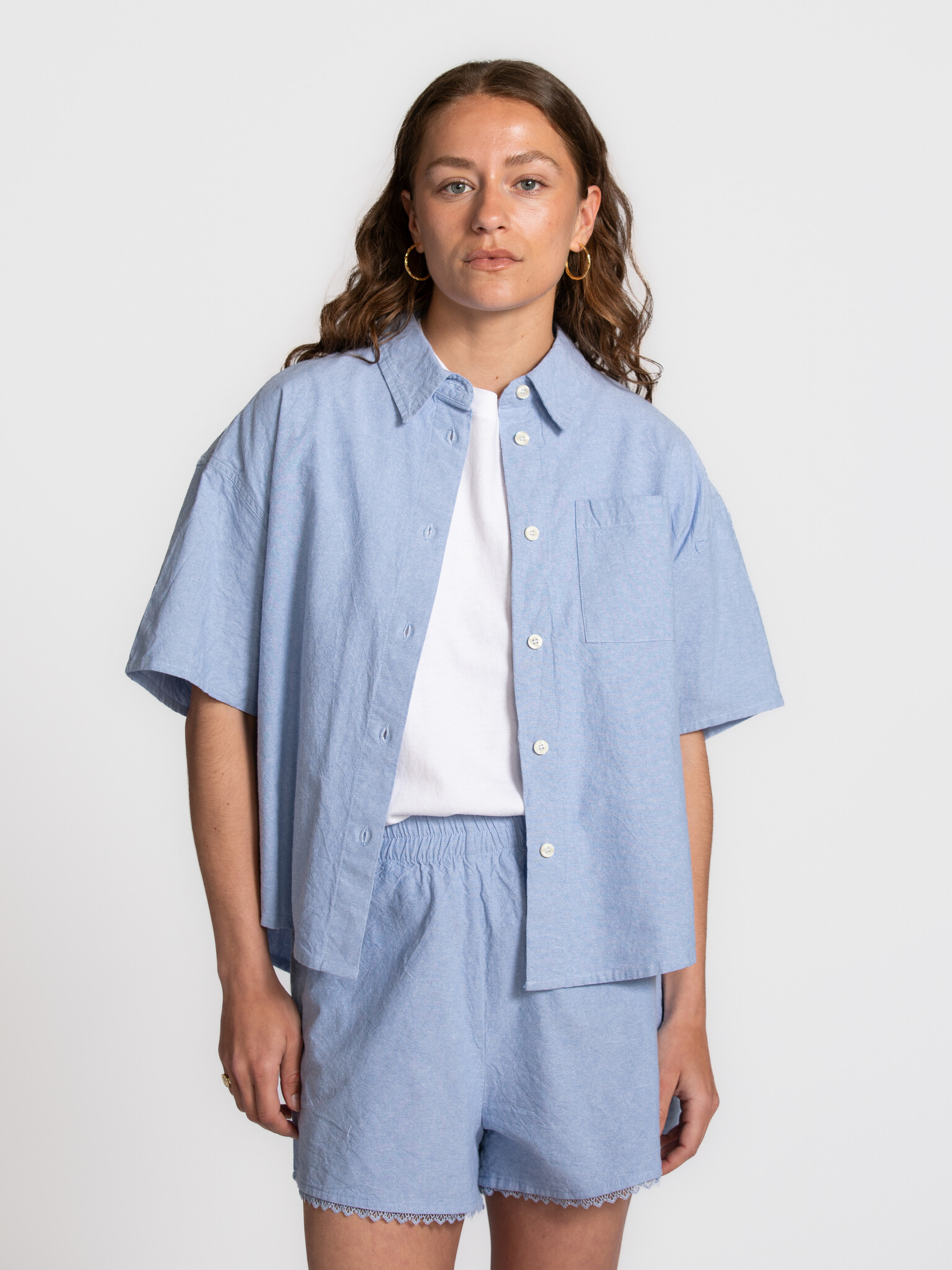 American Vintage chemise Feoly 1. Une chemise qui bouge naturellement avec vous. Sa coupe ample et son toucher léger en f...