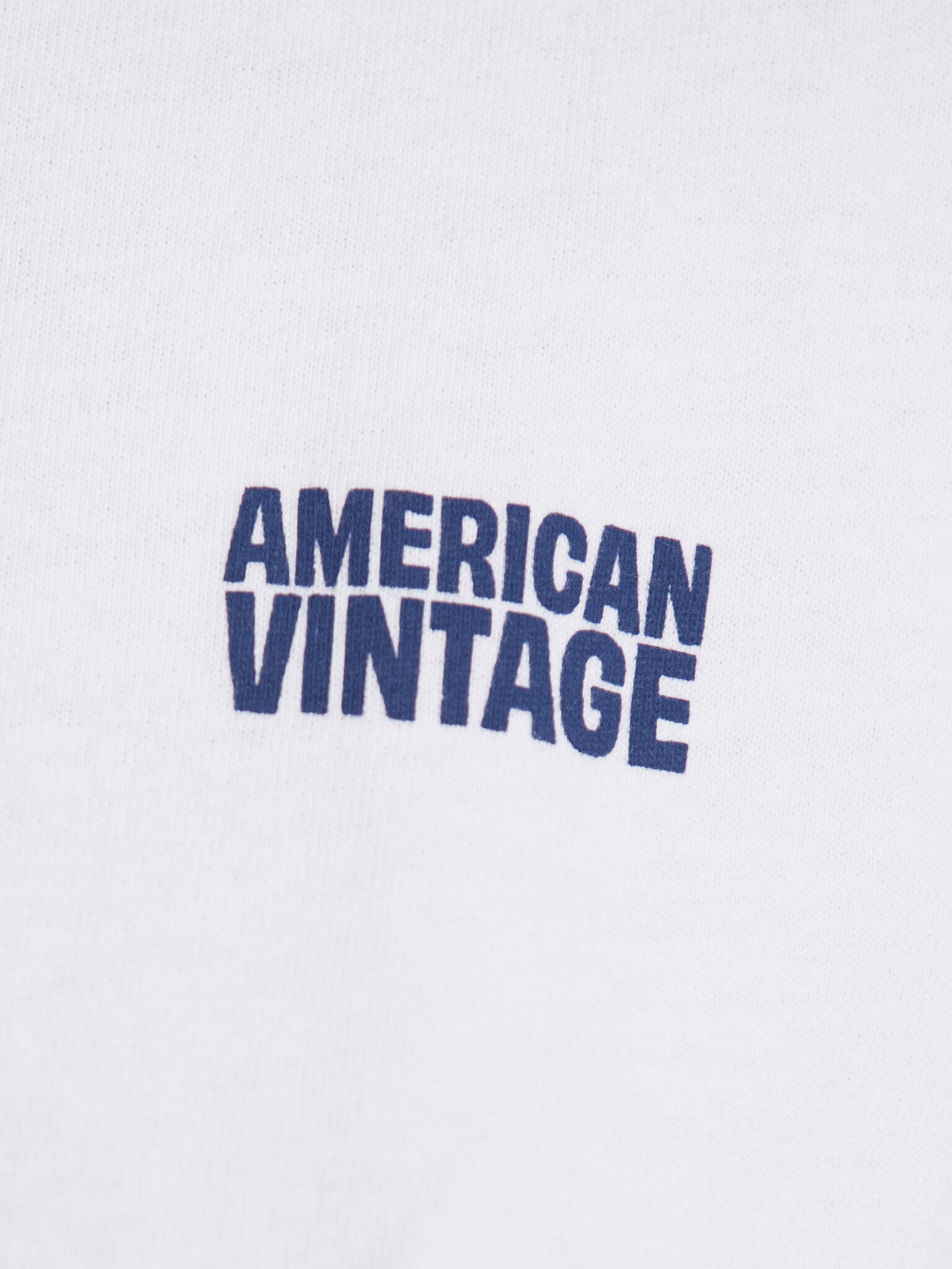 American Vintage T-shirt ajusté Ykobow 6. Un essentiel du quotidien. Avec sa coupe ajustée et son logo discret, ce t-shir...