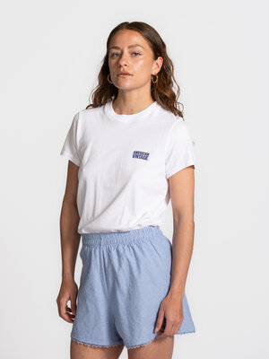 T-shirt Ykobow. Un essentiel du quotidien. Avec sa coupe ajustée et son logo discret, ce t-shirt apporte une touche fraîc...