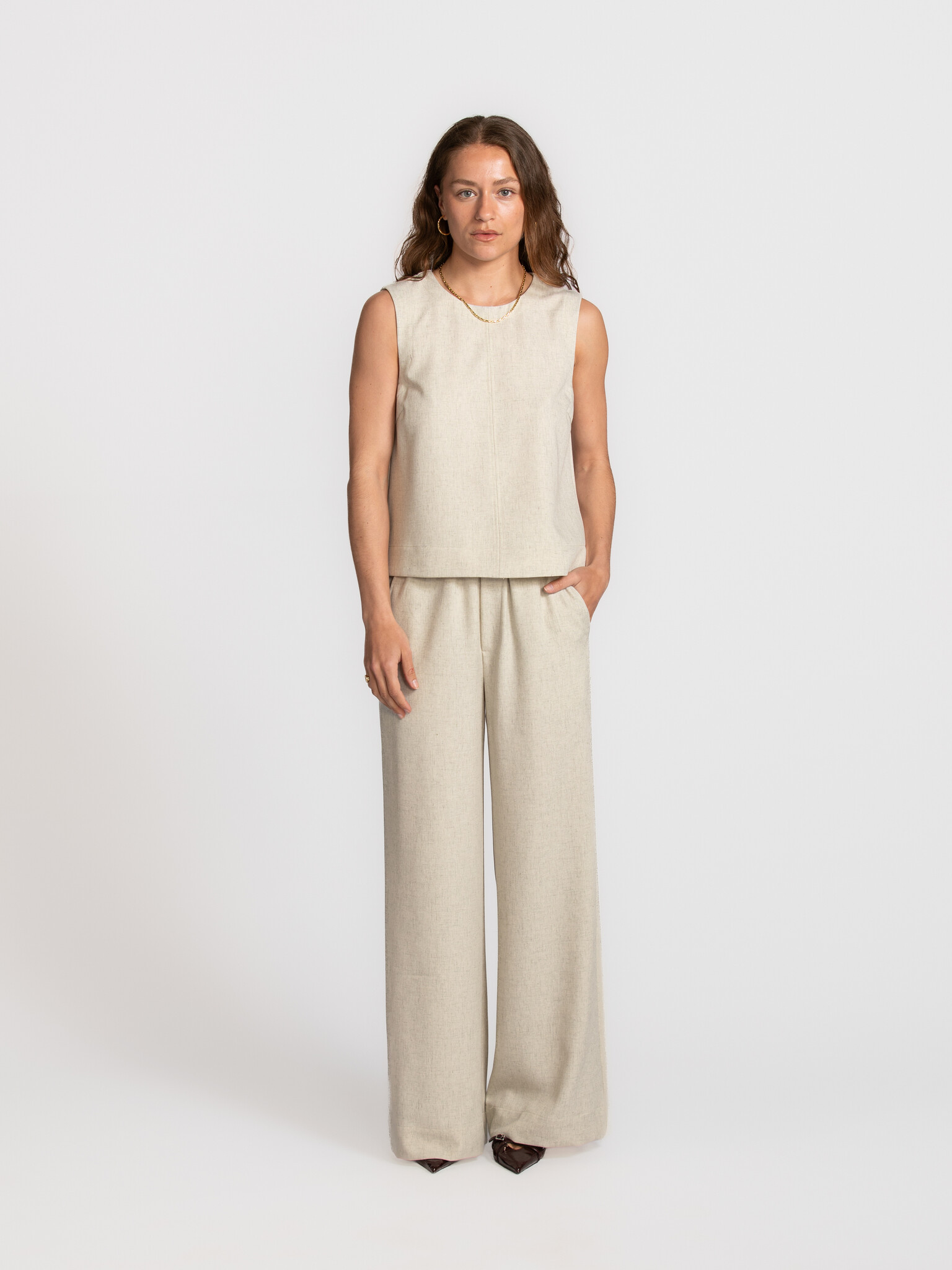 MBYM sleeveless top Tytus Morella 3. Soft to the touch with a flattering fit. The sleeveless cut and subtle texture add j...