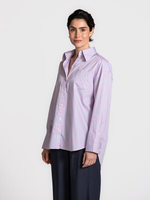 Chemise Hotel Amour. Une touche de Paris dans votre garde-robe. Les fines rayures et la silhouette oversize donnent à cet...
