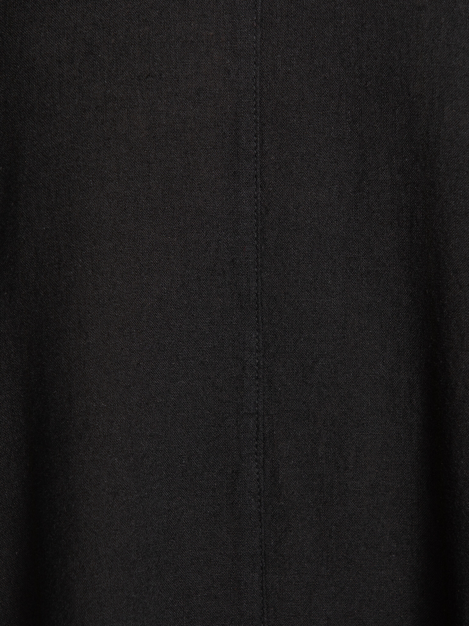 Selected robe en lin Luisa 6. Une robe qui bouge avec vous, comme si elle suivait le rythme de votre soirée. Le lin est d...