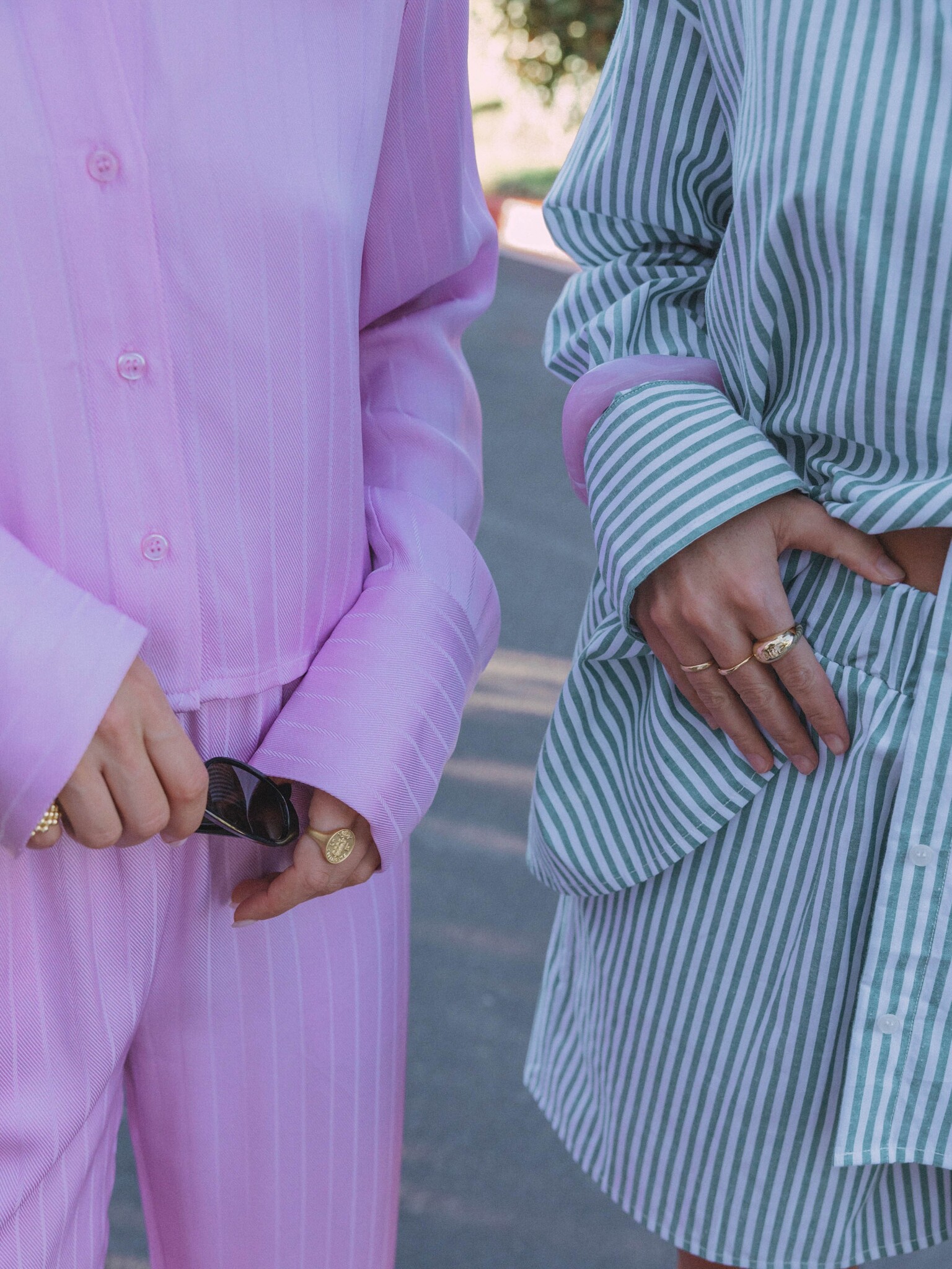 Les Soeurs boxy blouse Asra 9. A touch of pink, a lot of attitude. Soft with just enough character. The fresh hue and cro...