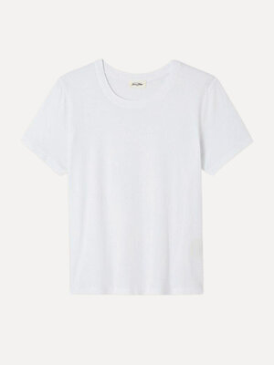 T-shirt Apoly. A true wardrobe essential. This T-shirt feels light and soft on the skin and pairs easily with everything ...