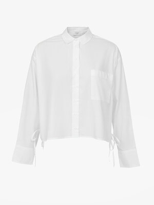 Blouse Davis. Een wit hemd blijft een favoriet, maar juist de onverwachte details maken het bijzonder. De strikdetails aa...