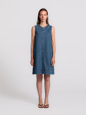 Robe Rhiann. L’allure effortless en une seule pièce. Avec son design sans manches et sa coupe ample, cette robe incarne l...