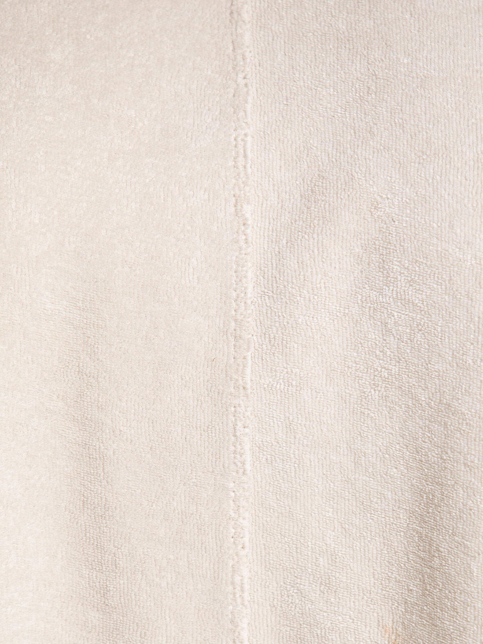 American Vintage terry sweater Fuxow 6. Understated and refined. De zachte brushed stof en losse fit zorgen voor ultiem c...