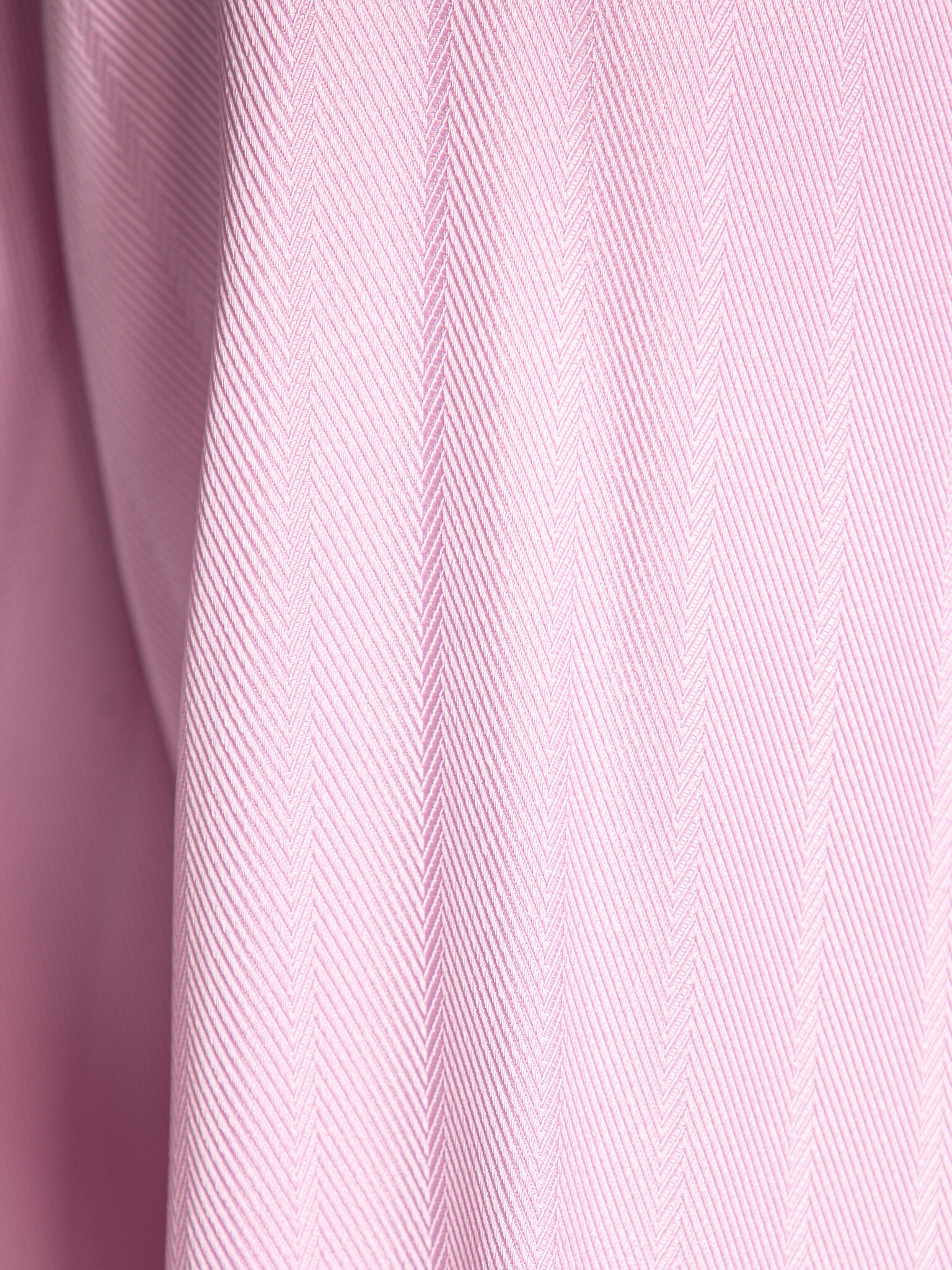 Les Soeurs boxy blouse Asra 6. A touch of pink, a lot of attitude. Soft with just enough character. The fresh hue and cro...