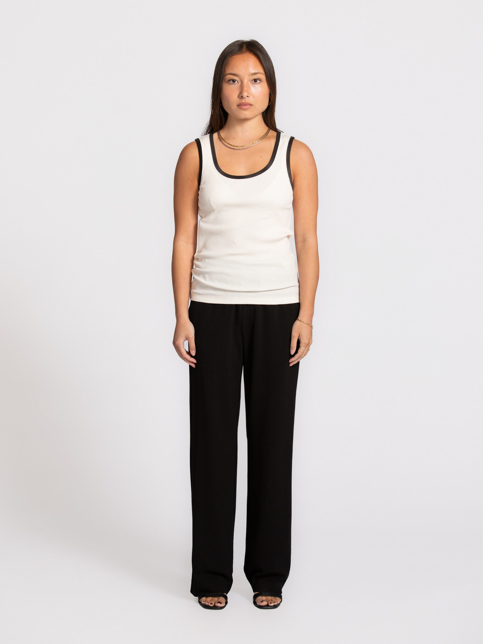 Selected tanktop  Anna 3. A classic, with a twist. The combination of a timeless piece and contrasting details makes this...