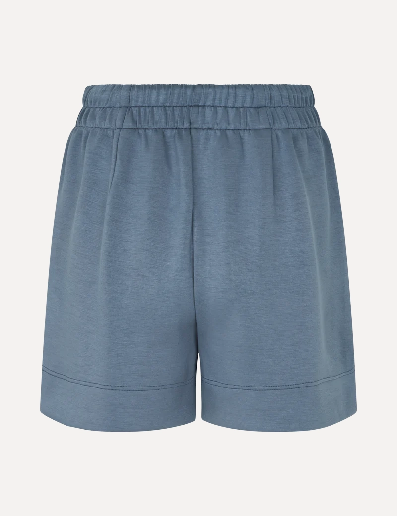 MBYM short sweat Sade Hope 7. Le confort du tissu sweat, l’allure d’un essentiel du quotidien. La douce qualité sweat et ...