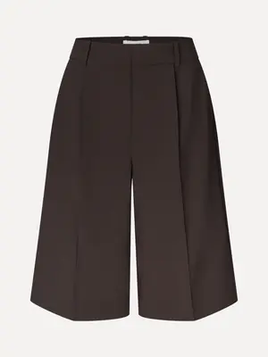 Bermuda Bamudo Willah. The deep brown colour gives these bermuda shorts a soft elegance, while the refined feel makes the...