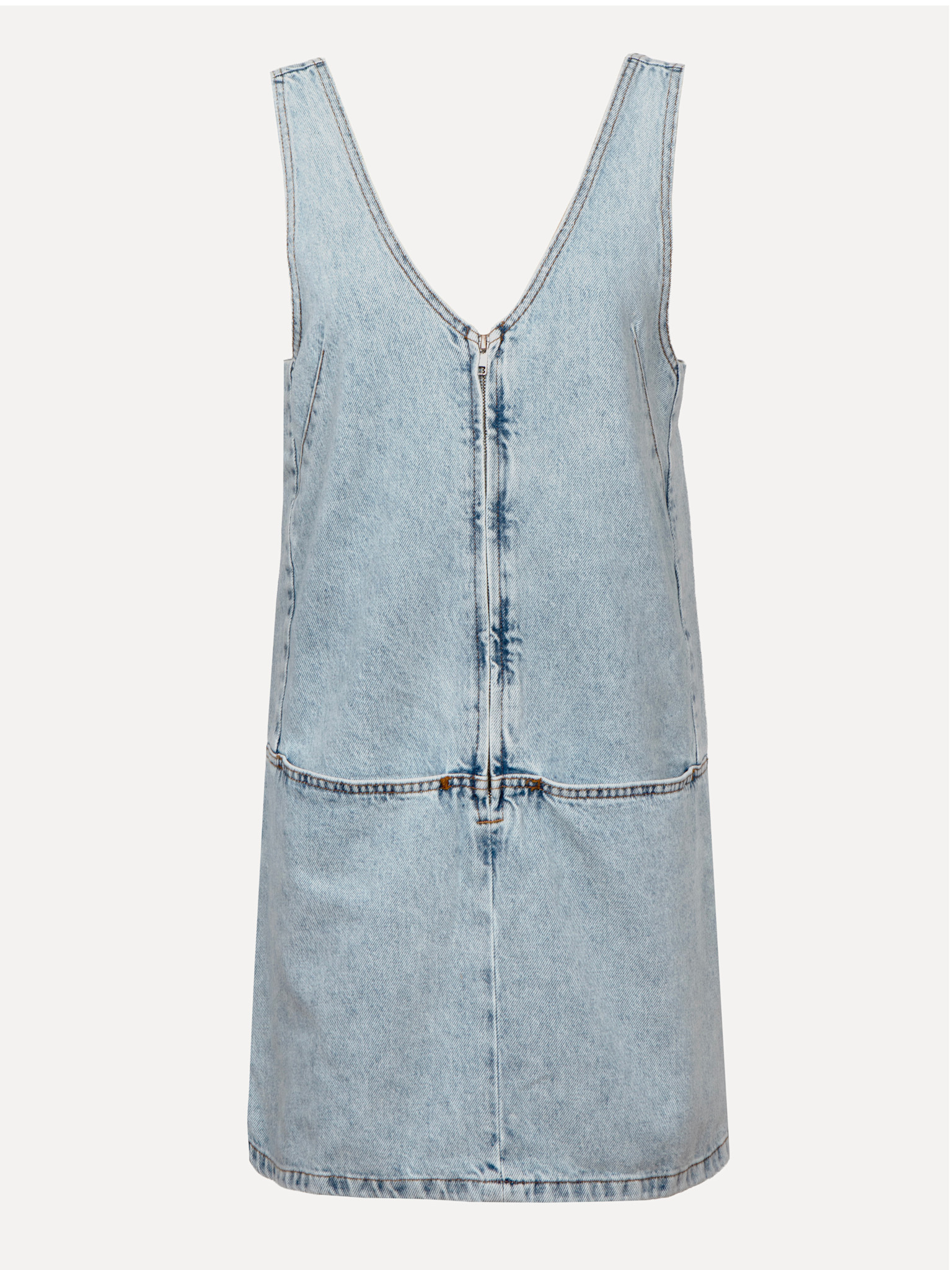 Les Soeurs denim jurk Bowie 1. Alsof ze al jaren een favoriet is. Het eenvoudige silhouet geeft deze jurk een moeiteloze ...