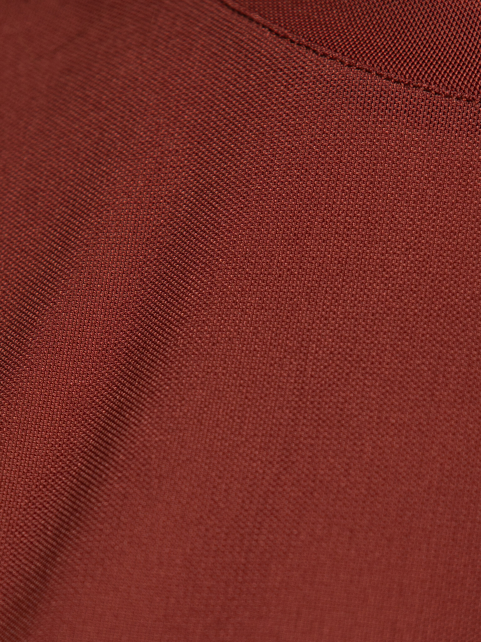 Les Soeurs mesh T-shirt Dallas 6. Light, airy and just a little different. The transparent mesh reveals just enough and s...