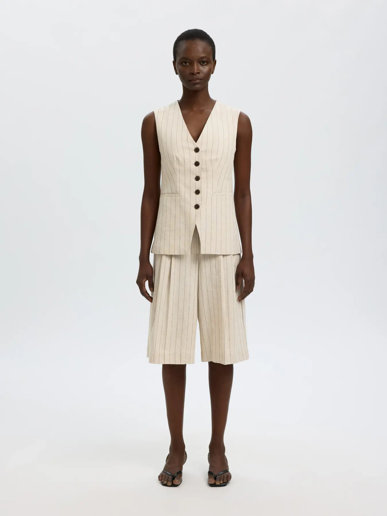 Selected Vest Vilka 3. 