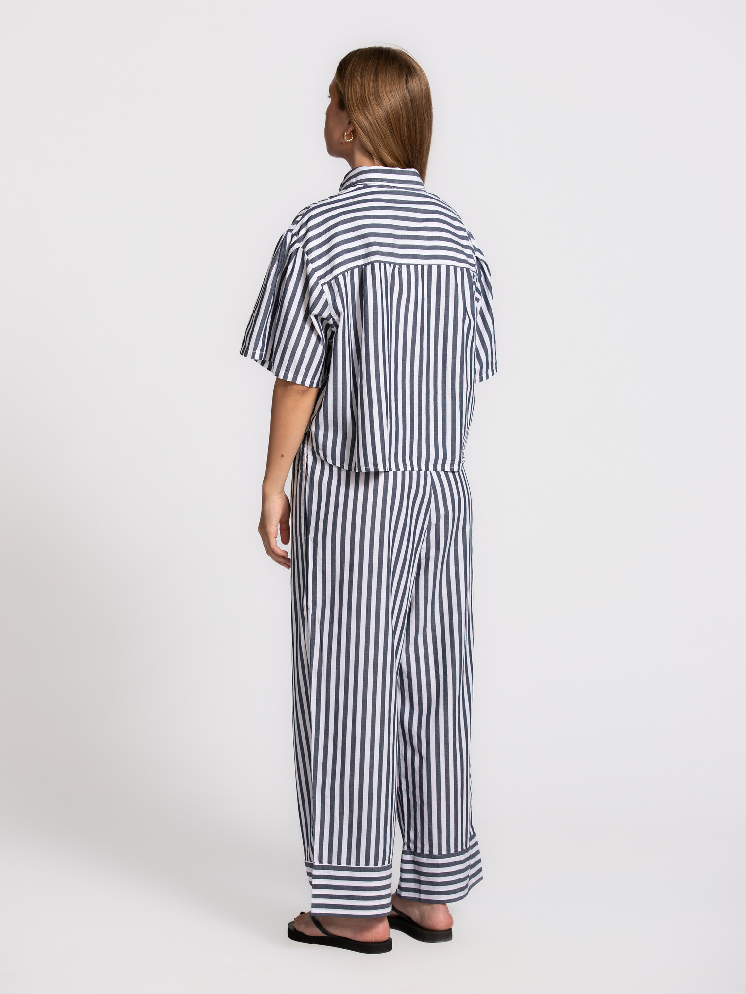 American Vintage chemise rayée Vextown 5. Un regard nouveau sur un classique. Les rayures donnent à cette chemise une all...