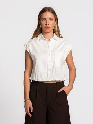 Blouse Blue. Nothing overdone. The simple shape and subtle details create a look that works effortlessly. The boxy fit ad...