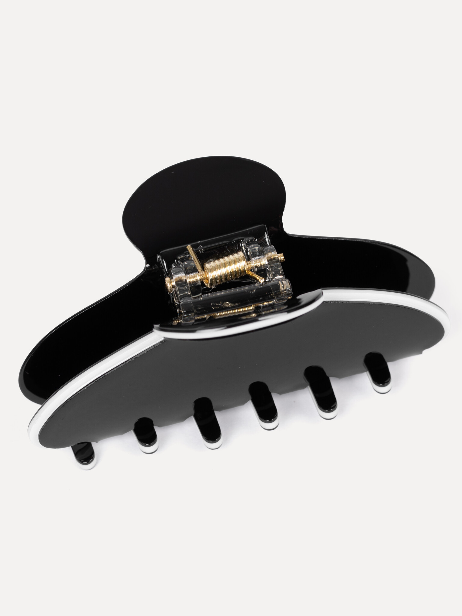 Les Soeurs Resin Hair Clip 2. 